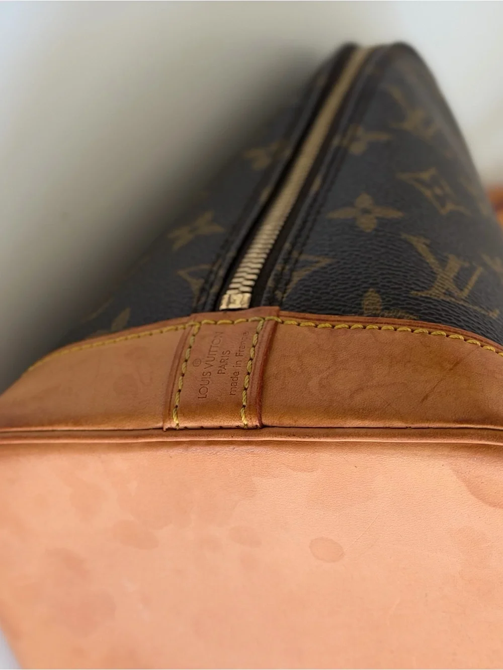 Louis Vuitton authentic louis